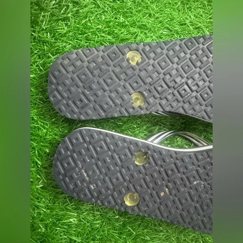 Tory Burch Black and Gold Flip Flops Size 5.5/6‎